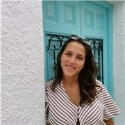 Italiana, viviendo en España desde 2017. Graduada en Comunicación, ofrezco clases de Italiano adaptándome al nivel que necesites.